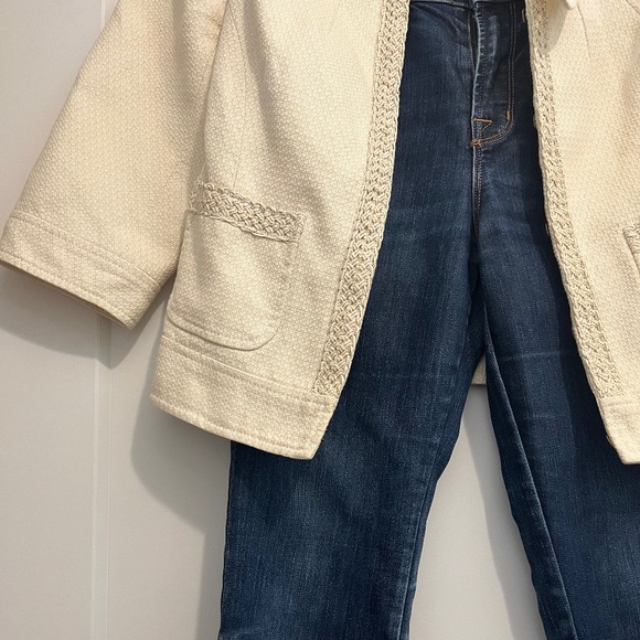 Trina Turk Cream Tweed Blazer - Picture 15 of 16